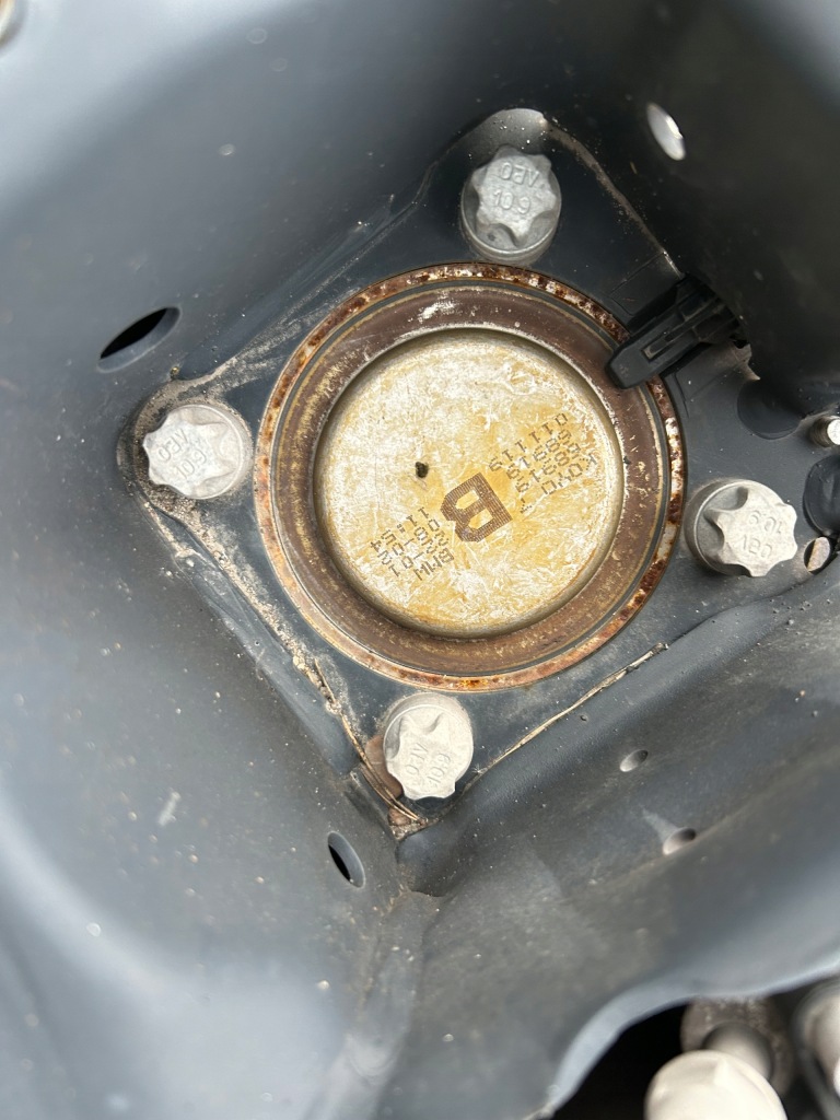 фото №8, Bmw 1 f40 поворотный кулак правая левая задняя задняя подвеска