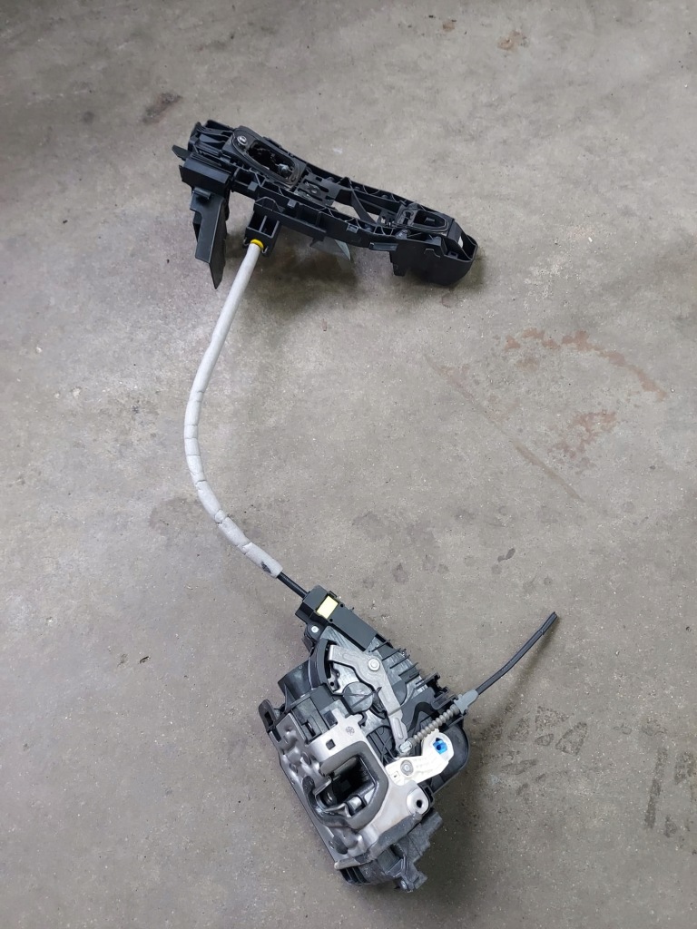 фото №1, Mercedes gle w167 замок дверь правый p. a2220063999