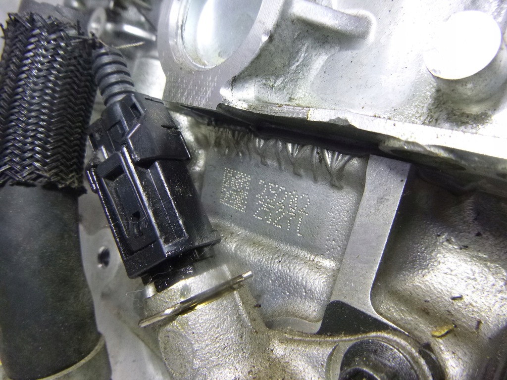 фото №10, Toyota rav4 v 2.5 гибрид головка 2019-