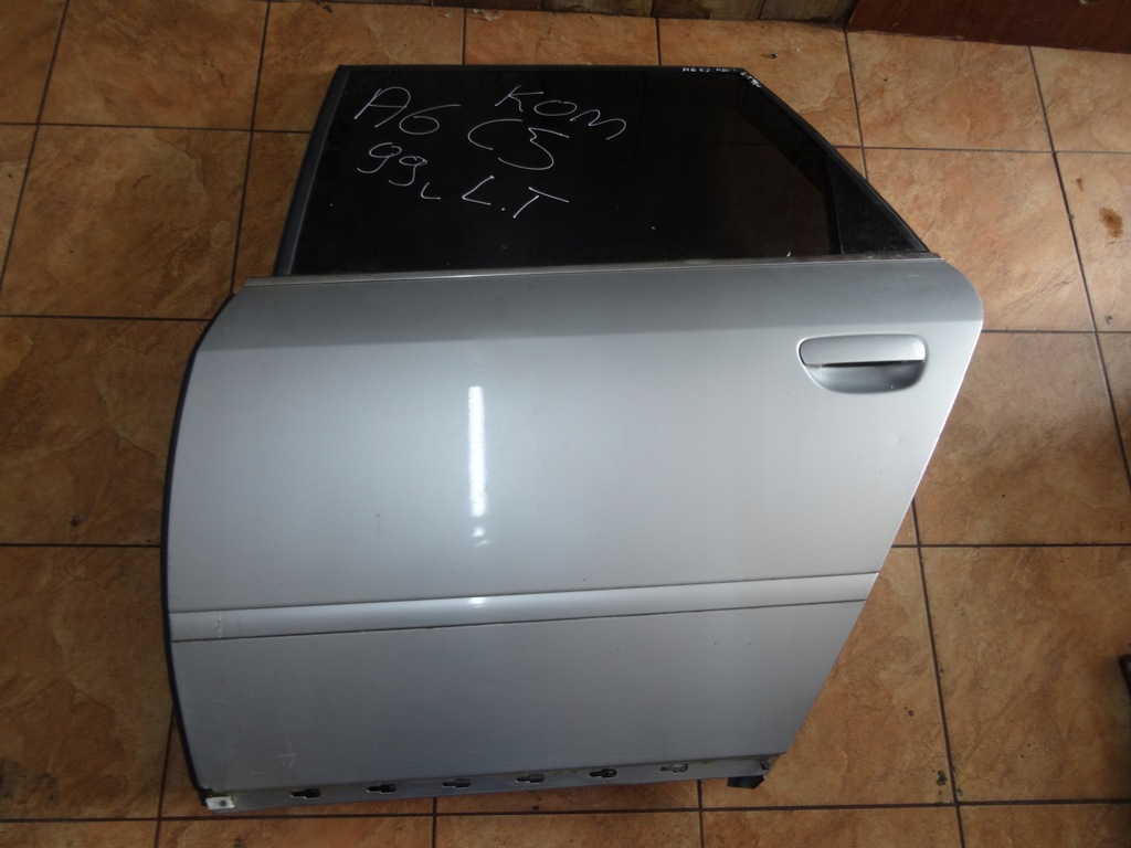 фото №1, Audi a6 c5 2.8b 99' двері лівий задня