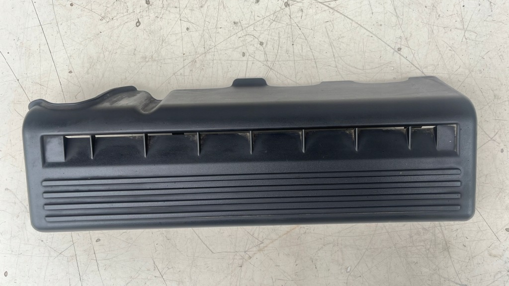 Купити Кришка двигуна mini one r50 оригінальний номер 7510290