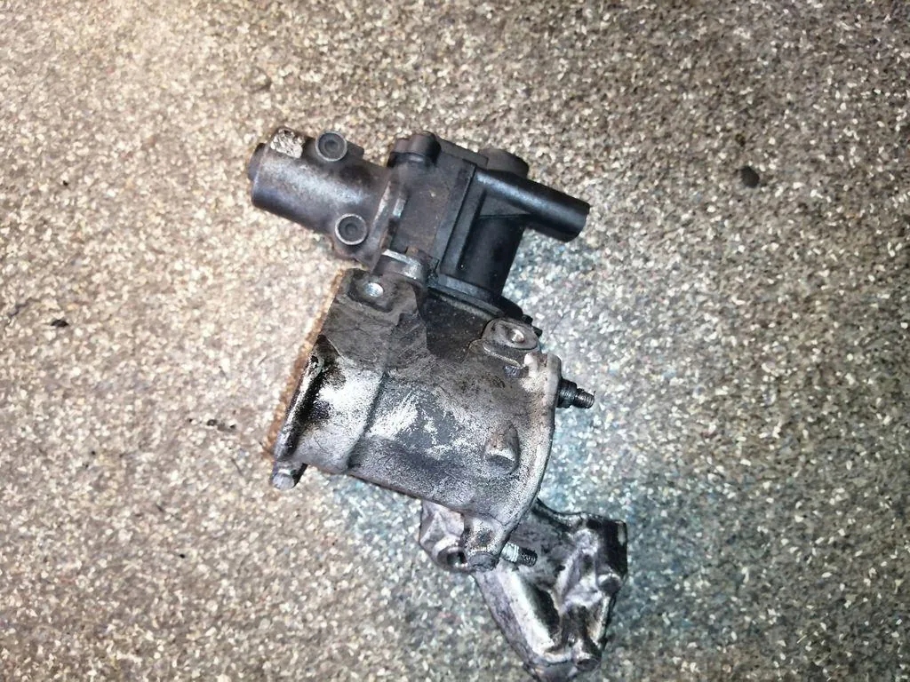 Купить Renault megane клапан egr 1.5 dci дизель 78kw 106 hp 70036806 147352070r