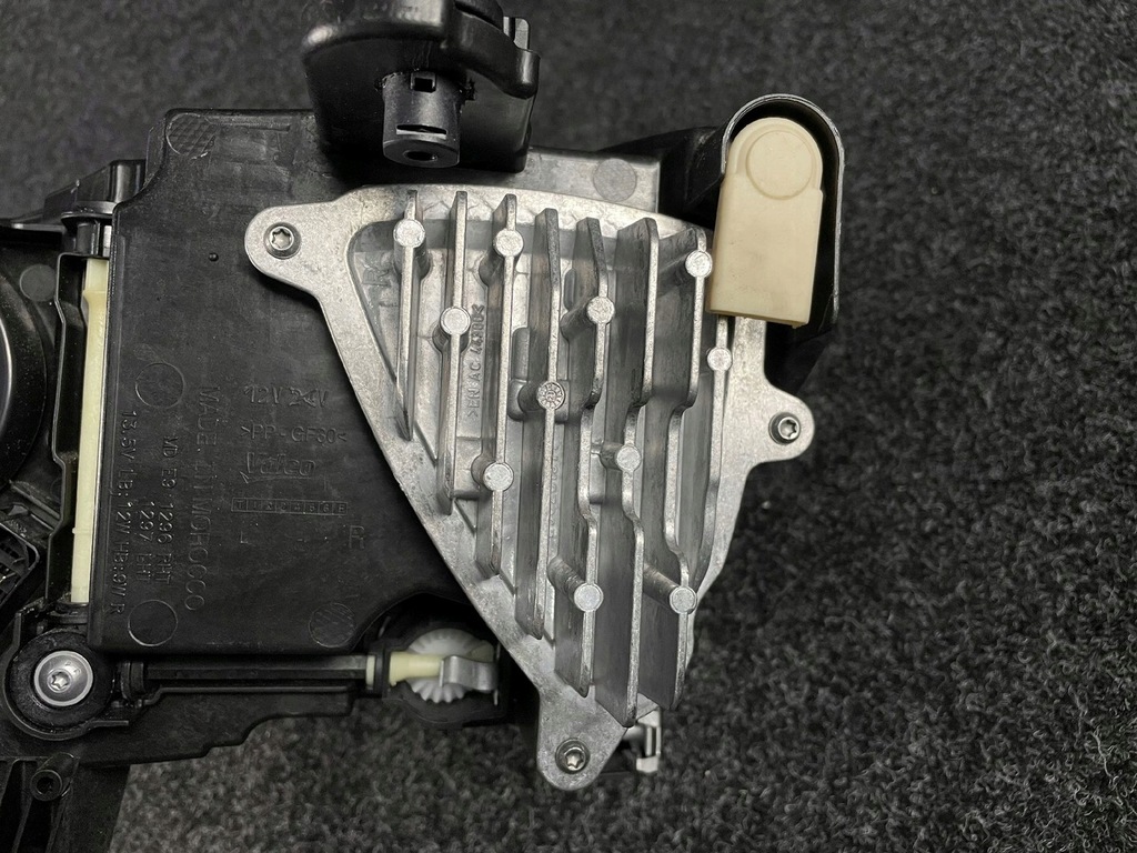 фото №7, Vw t-roc lift 22- лампа full led правая перед 2ga941006f