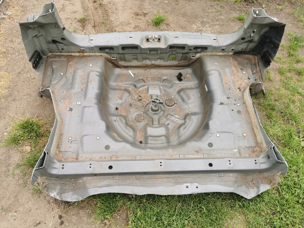 фото №1, Hyundai i30 i kombi pas задній піддон підлога 9a