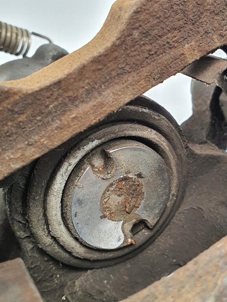 фото №5, Суппорт тормозной правый задняя задний kia picanto ii