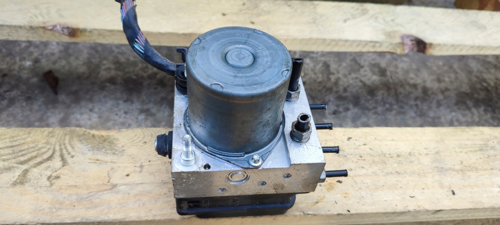 фото №6, Насос тормозная блок управления abs jaguar xf x250 2.7 d 8x23-2c405-ee