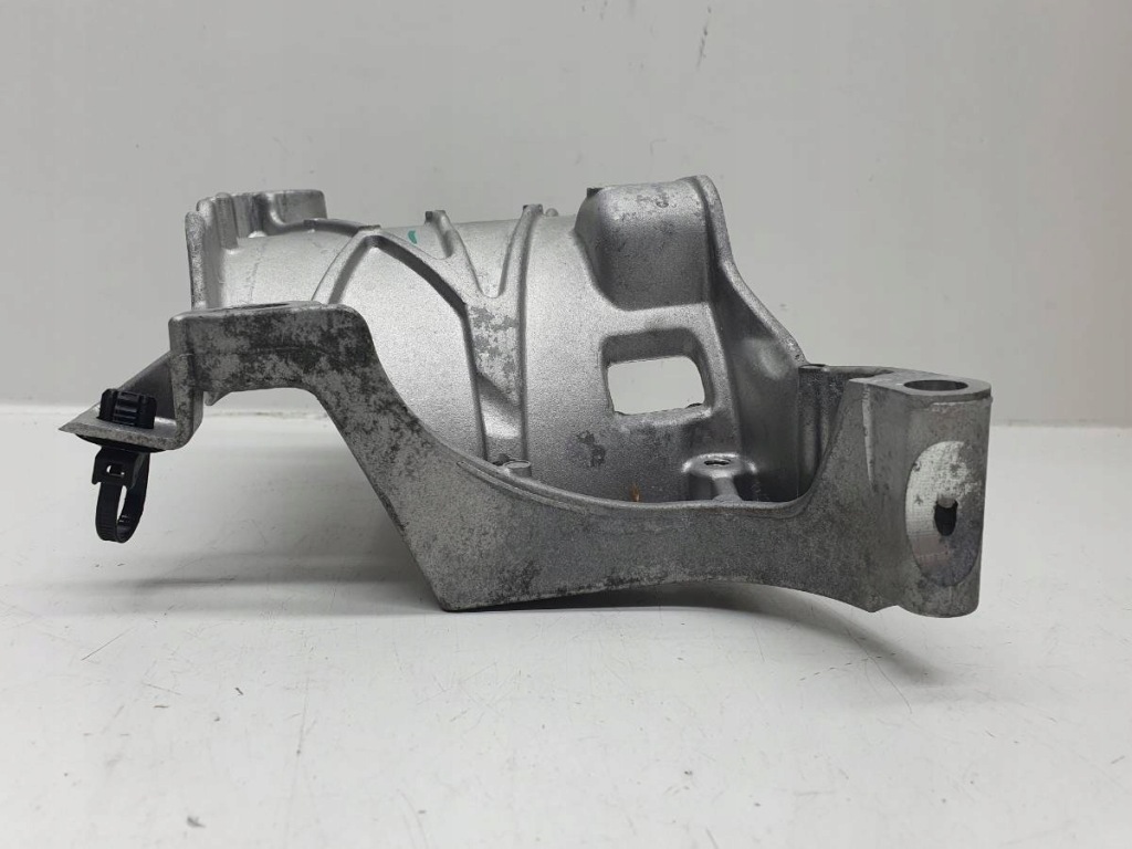 Кронштейн кронштейн генератора volvo s90 2 b5 2.0 31480101 Оригинал