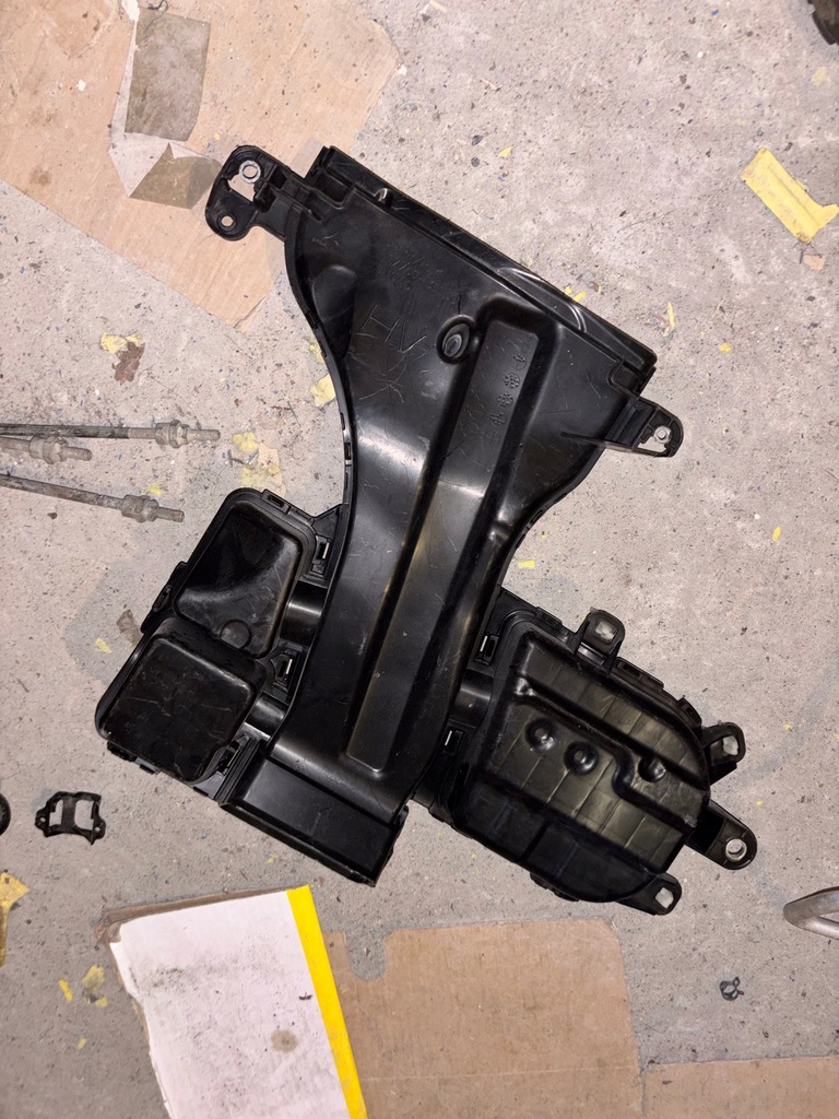 фото №2, Lexus rx iv 450h 2015+ резонатор воздуха