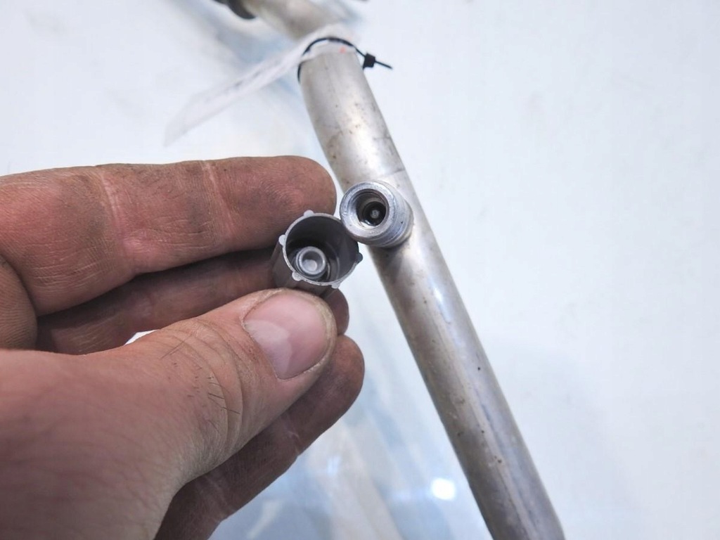 фото №6, Wąż трубка кондиціонера citroen c4 cactus 1.2 vti 9810099780