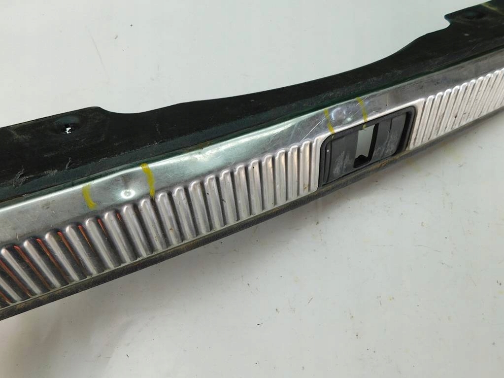 фото №7, Audi a4 b6 1.9 03r порог багажника kombi задняя