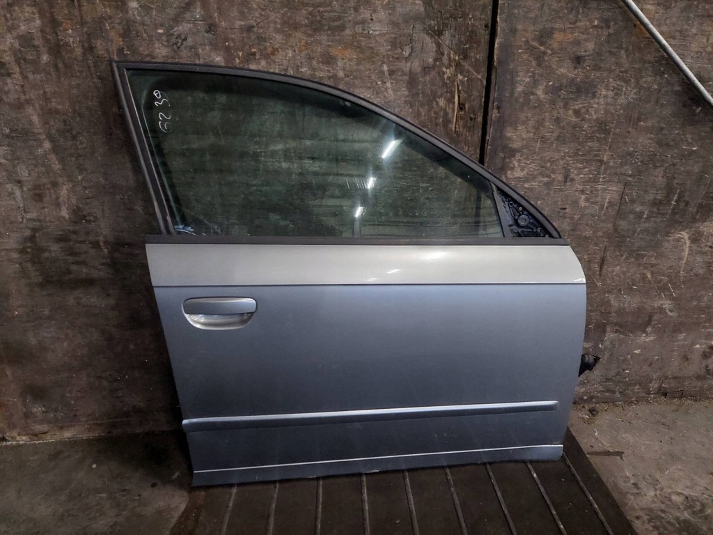 фото №1, Дверь полный правый перед audi a4 b7 ly7g