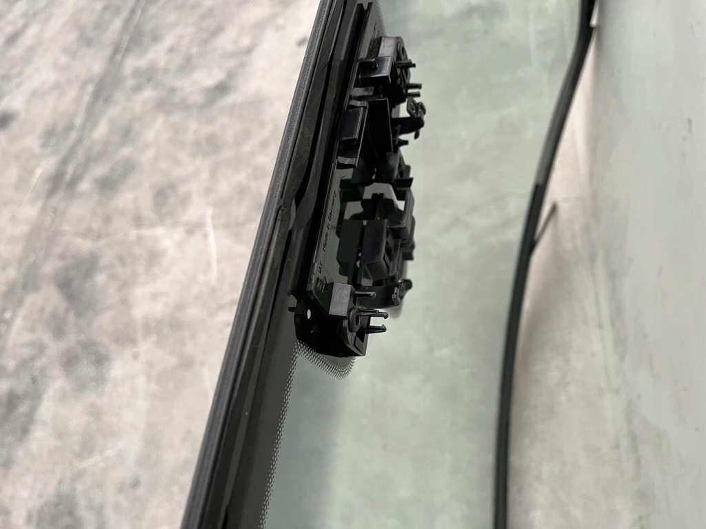 фото №5, Porsche 991 911 coupe стекло перед лобовое 17r