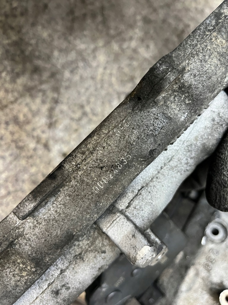 Колектор впускний  впускний правий лівий регулятор w164 ml 3.0 cdi v6 642 w251 Ціна