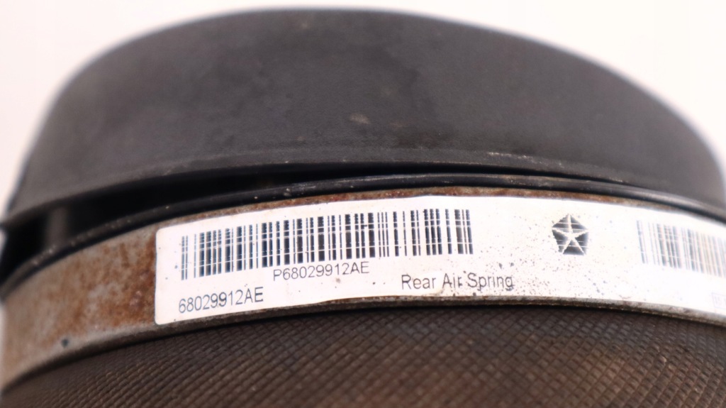 Jeep grand cherokee wk2 3.0 crd пневмоподушка подушка подвеска задняя 68029912ae с Разборки