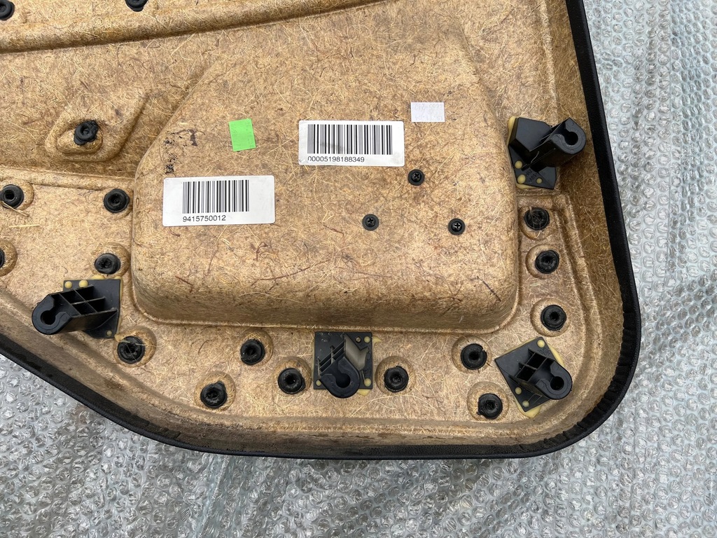 фото №12, Bmw x3 e83 prelci обшивка двері правий задня матеріал