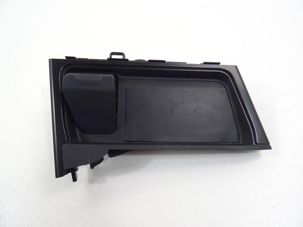 фото №6, Lexus ux 250h панель полка прикуривателя колодка жгут 58813-76010 58820-76030