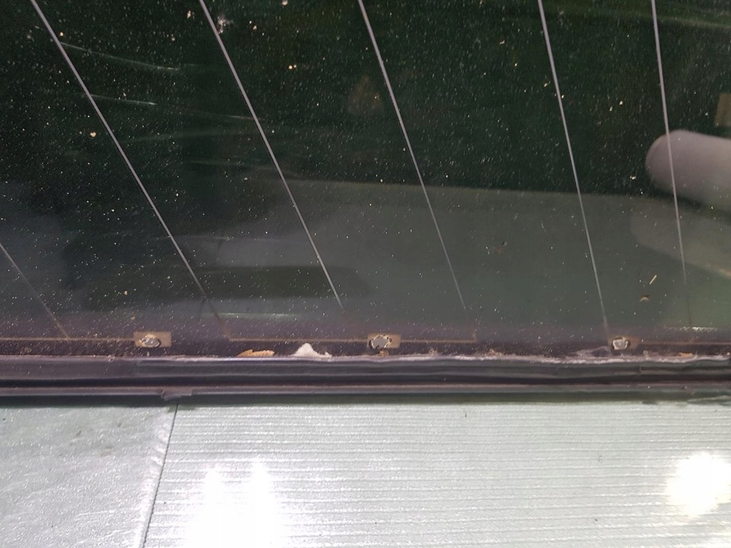 фото №4, Скло правий задня range rover sport