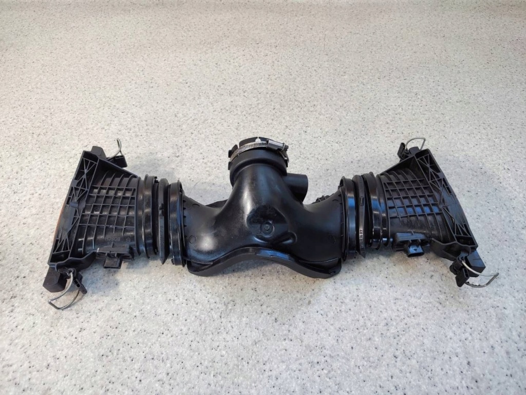 Труба повітрозабірник повітря витратомір a6420900142 mercedes w207 w212 3.0 cdi Недорого