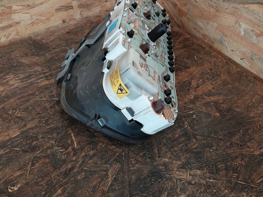 фото №13, Лічильник приладова панель volvo v40 2.0 30813197 30800600