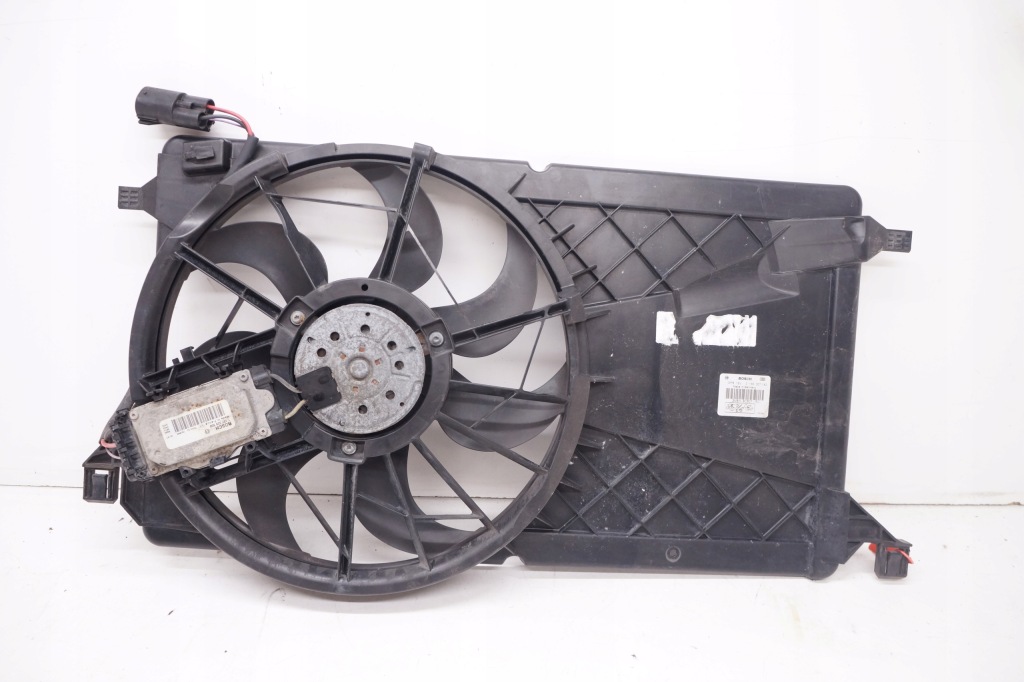 Купить Вентилятор радиатора volvo v50 1 s40 2 c30 1 3m5h-8c607-rj