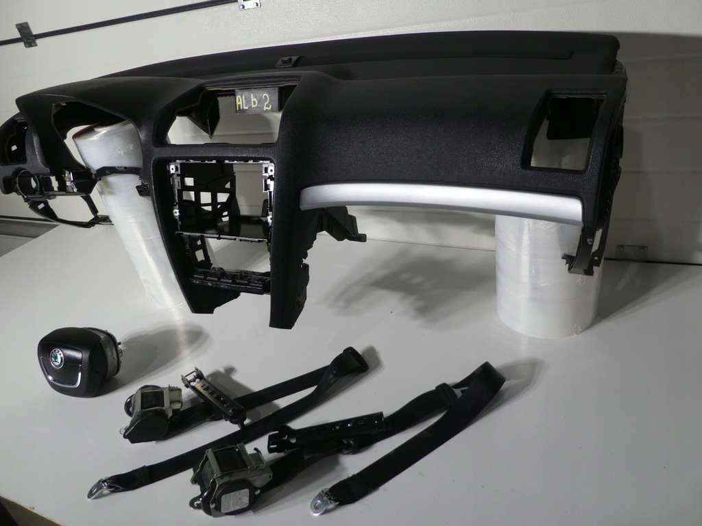 фото №5, Skoda octavia ii панель приладів панель приладів консоль подушка безпеки