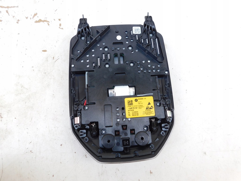 фото №6, Лампа центр funkcyjne крыша камера bmw ix i20 ix m60 22- org m-ód