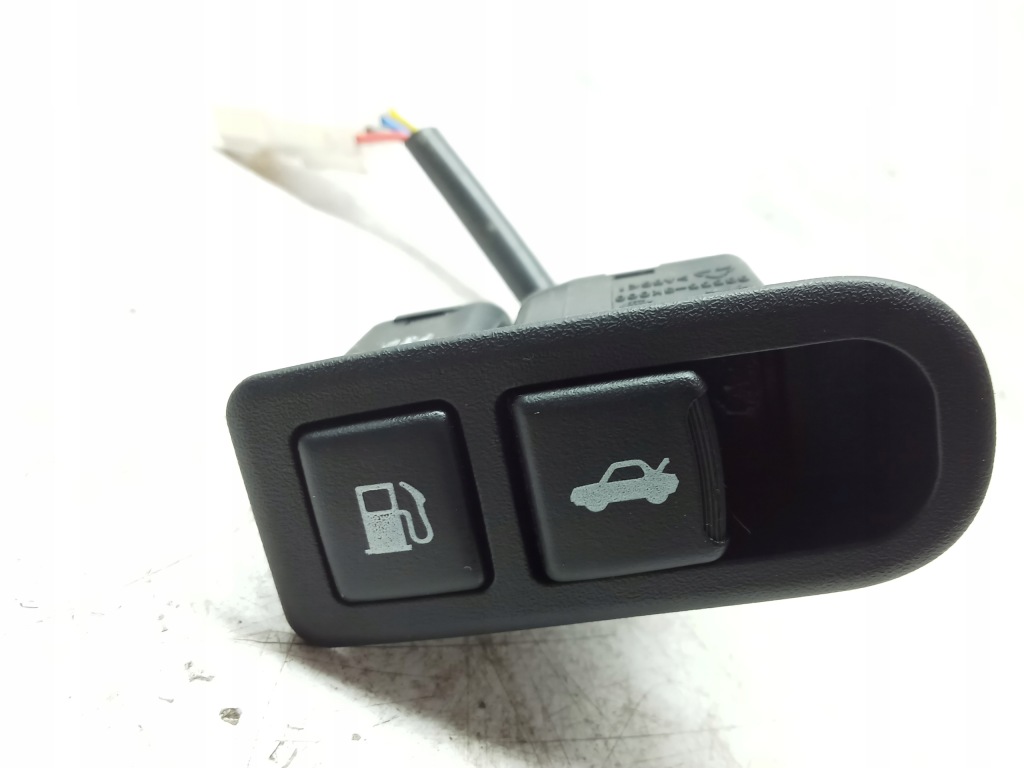 фото №1, Hyundai genesis coupe переключатель бака багажника