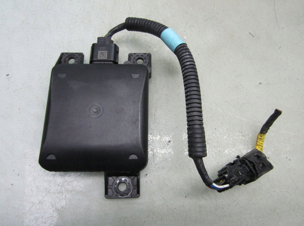 фото №1, E-soul soul ev iii 20r радар датчик мертвого pola правий задня 99150-k0100