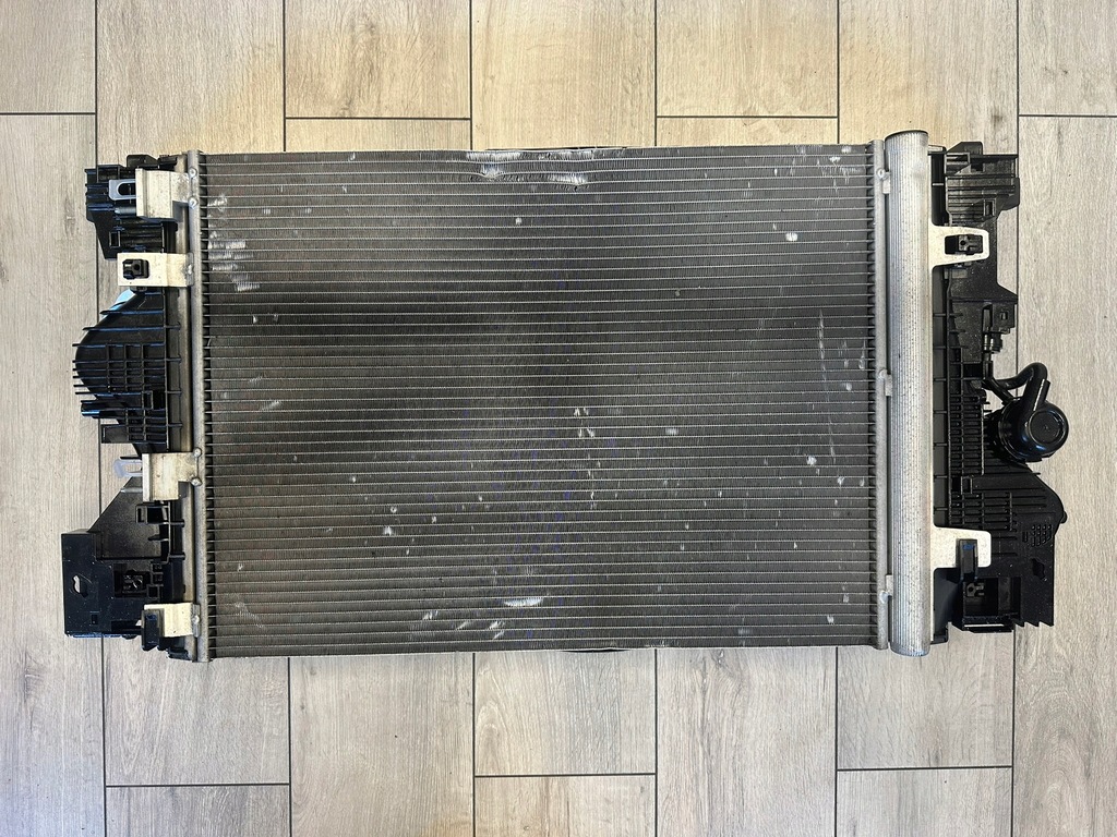 фото №6, Mercedes gla h247 glb x247 2.0d радиатор комплект радиатор