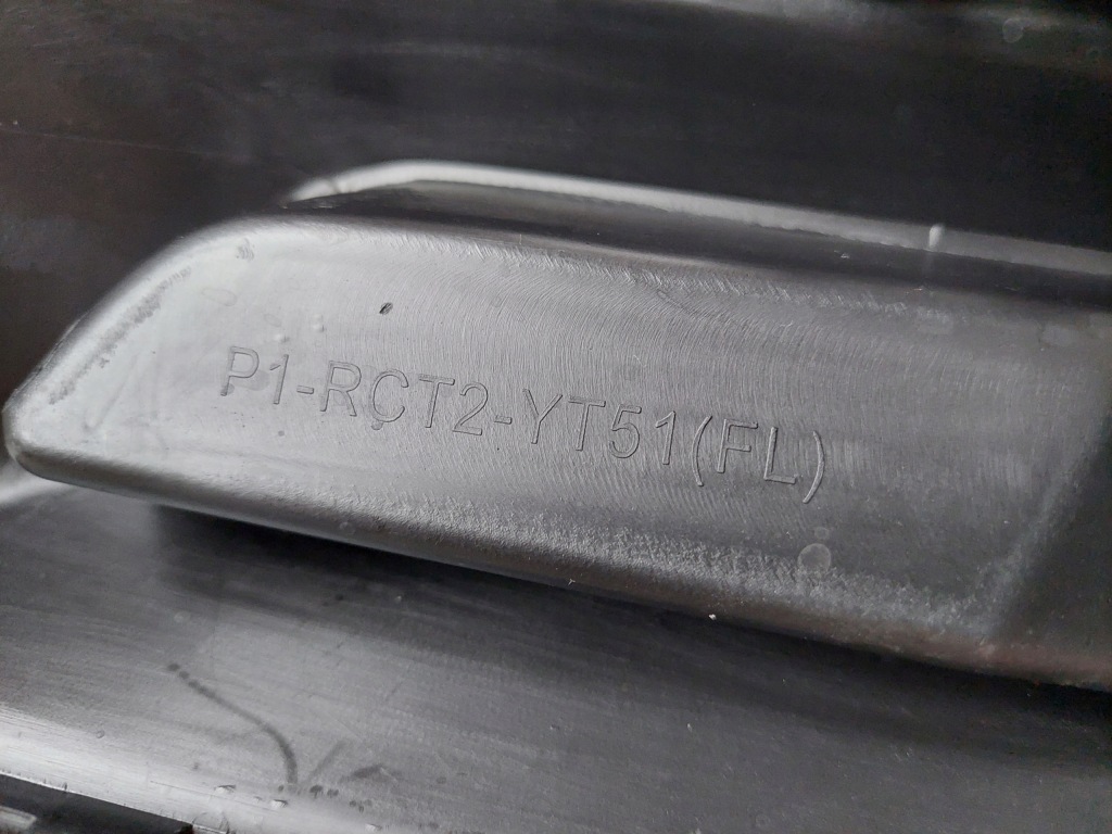 фото №10, Решётка бампера - левая правая - renault captur lift