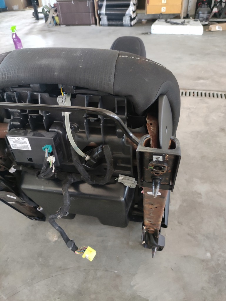 фото №5, Jeep cherokee kl usa сиденье пассажира запчасти