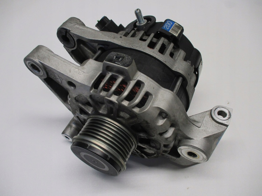 фото №1, Генератор hyundai tucson ii 1,6crdi 37300-2u200