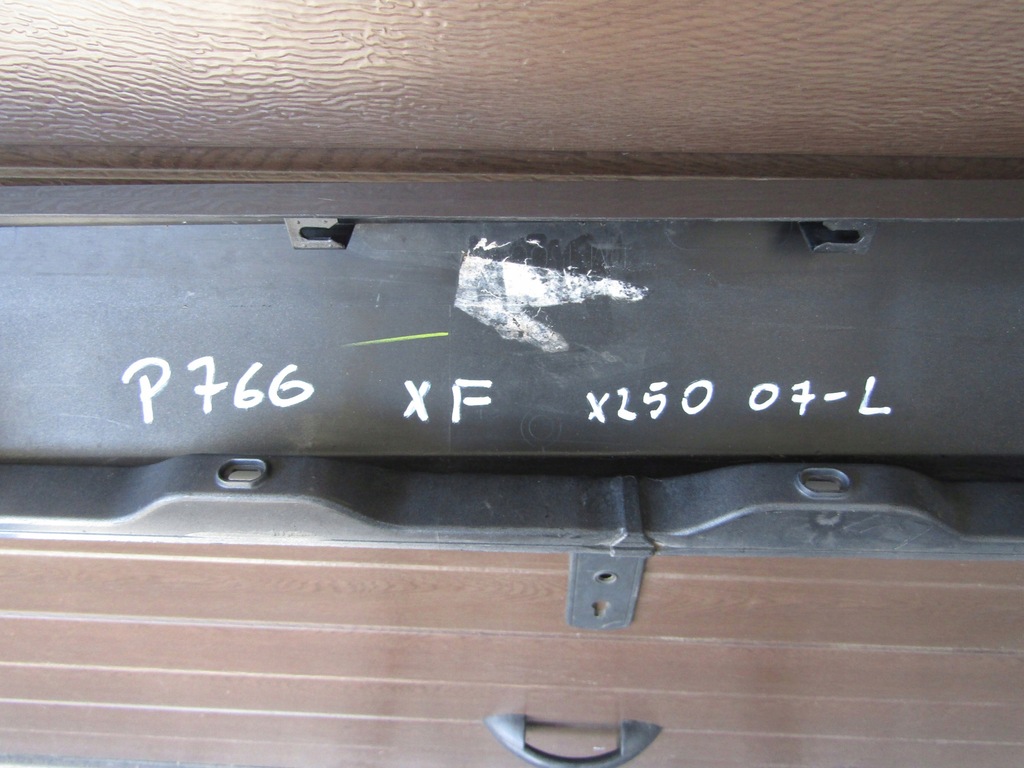 фото №6, Молдинг порог левая jaguar xf x250 07- порог левый