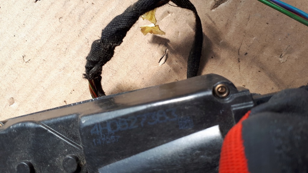 фото №6, A7 4g замок кришки багажника 4h0827383 a6 c7