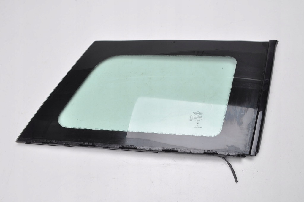 фото №1, Mini f60 скло кузовна правий задня задня