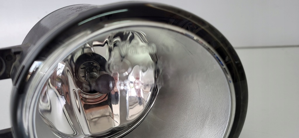 фото №11, Противотуманная фара toyota правый aygo avensis t27 verso lexus rx yaris iq 81210-0d041