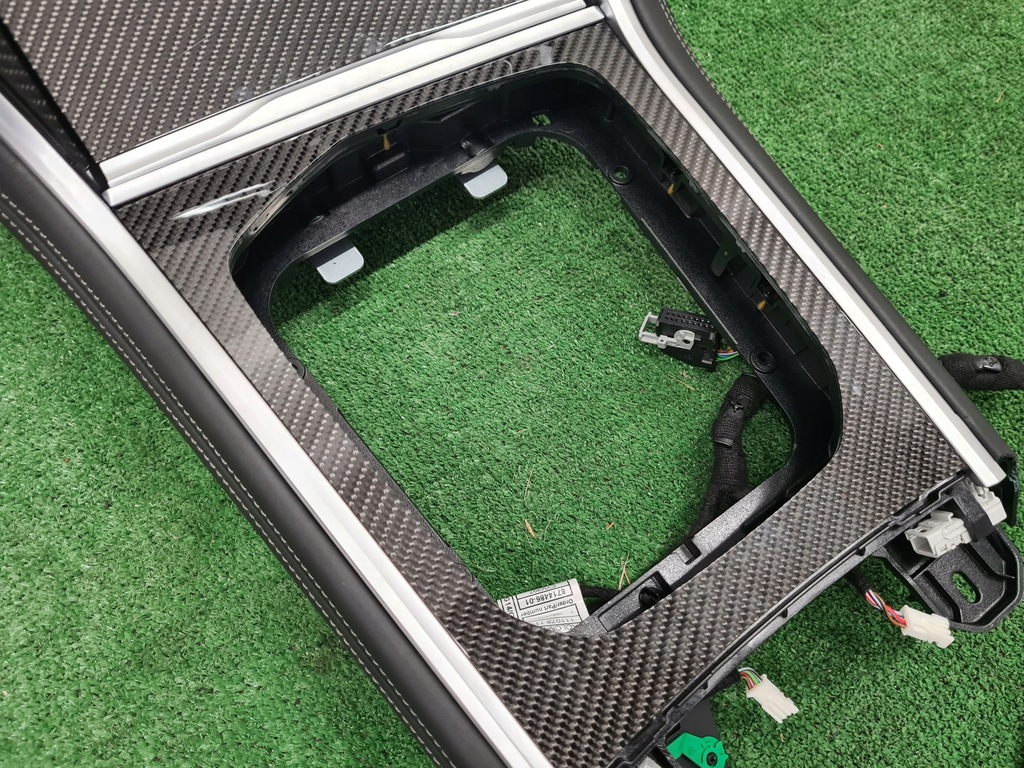 фото №6, Bmw 8 g14 g15 g16 рамка туннель среднего dekor молдинг карбон бардачок