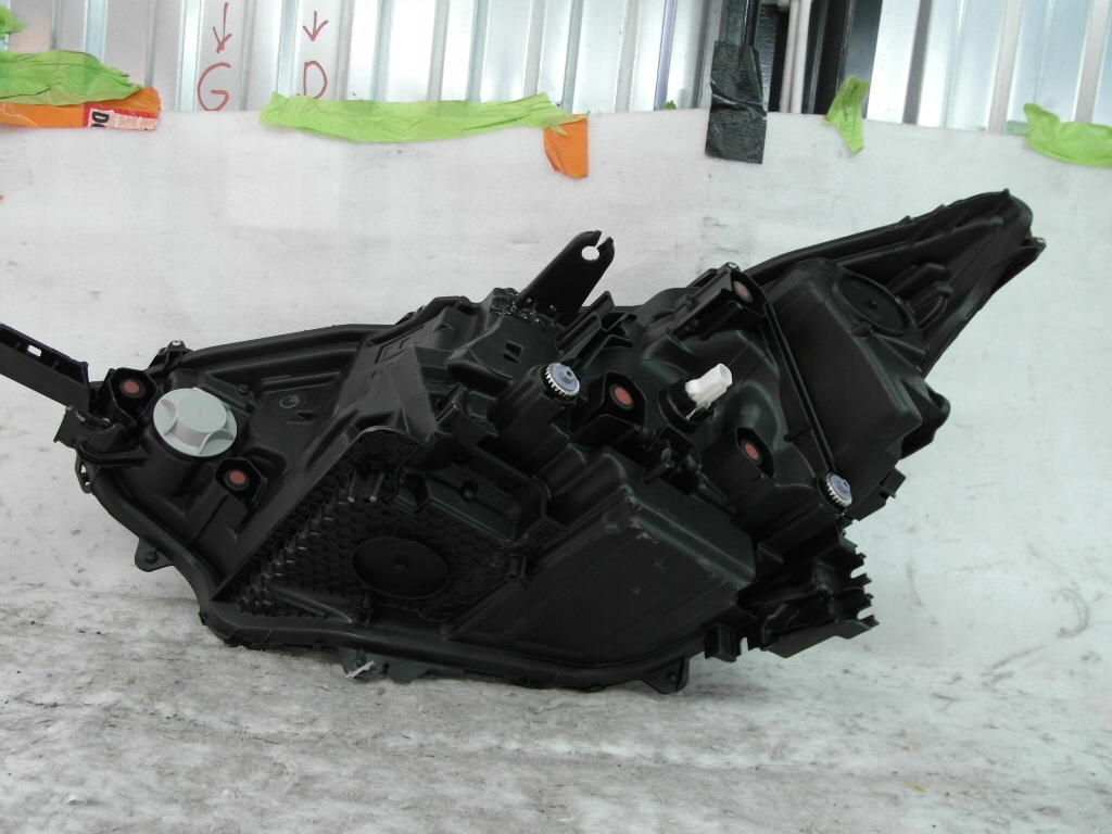 фото №10, Toyota bz4x full led лампа передня права