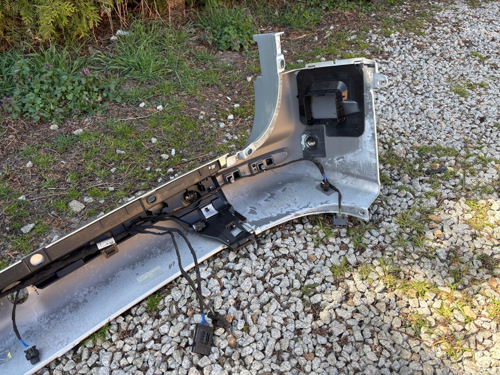 фото №12, Mercedes sprinter 907 w907 910 бампер задняя задний уголок правый левый pdc