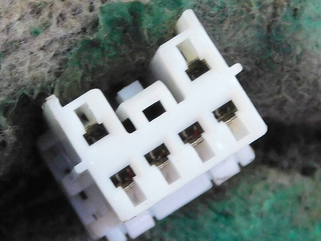 фото №7, Mitsubishi space wagon iii 02r лампа правый задняя