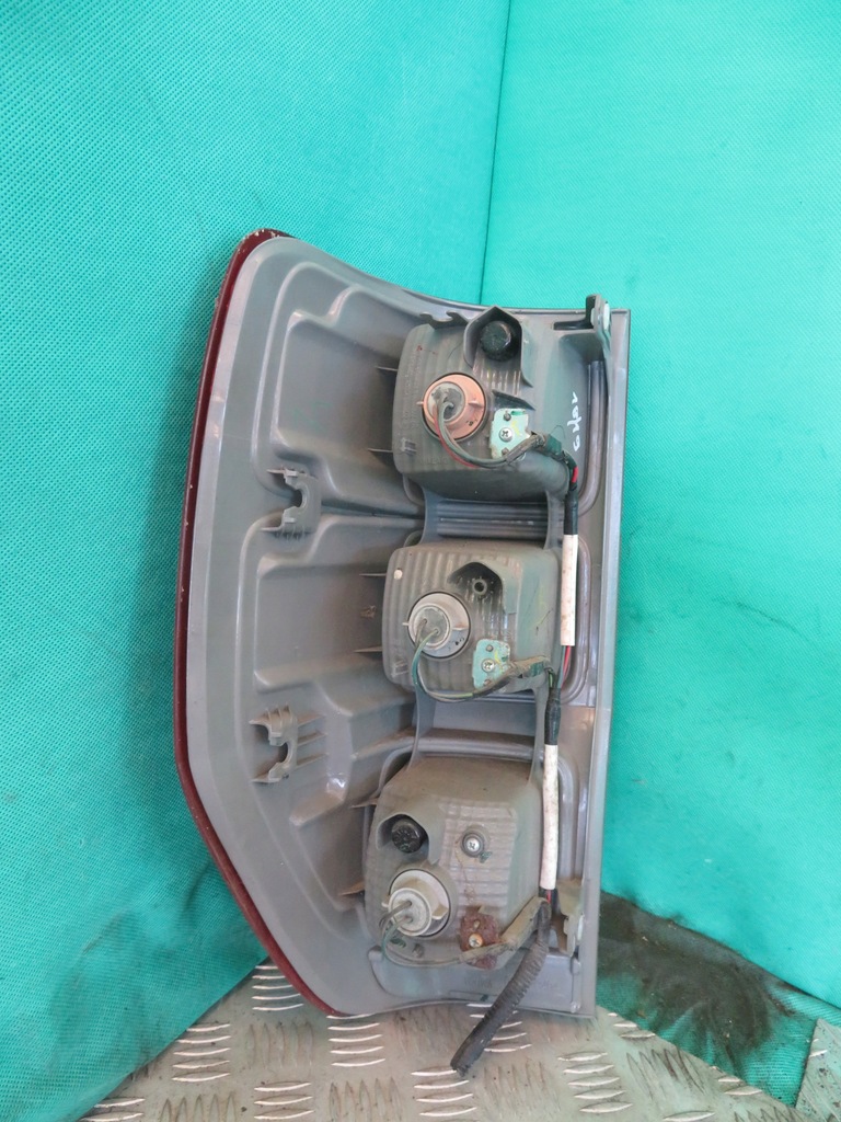 фото №8, Лампа правий задня ford ranger wildtrak 3.2 tdci 14r