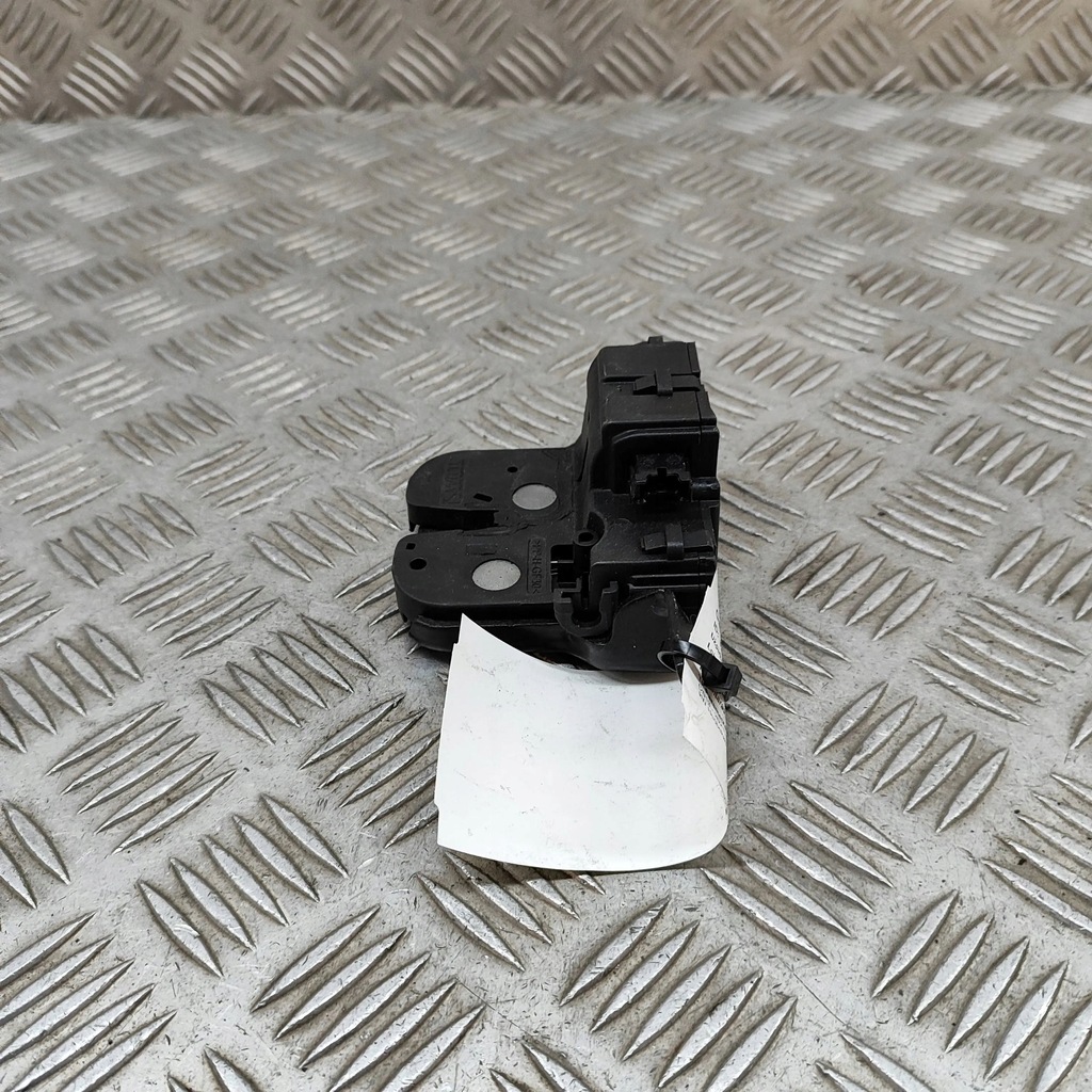 фото №5, Bmw i3 2014 замок крышки задний / багажника