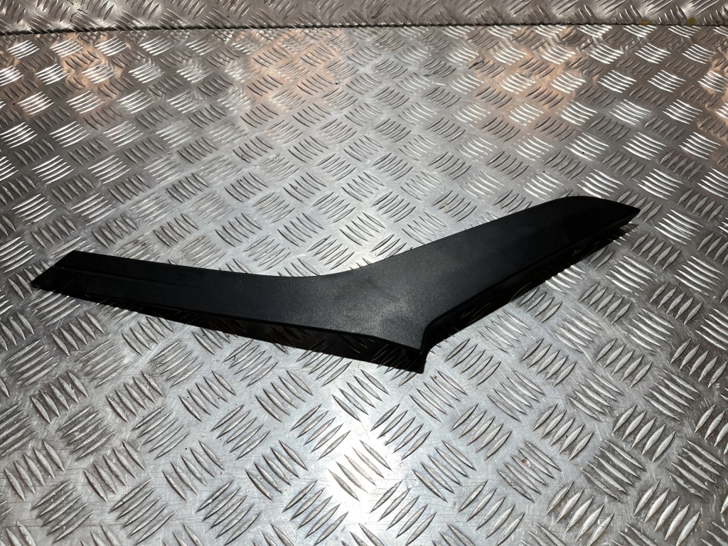 фото №1, Молдинг накладка крыла правый задняя jeep avenger 23-