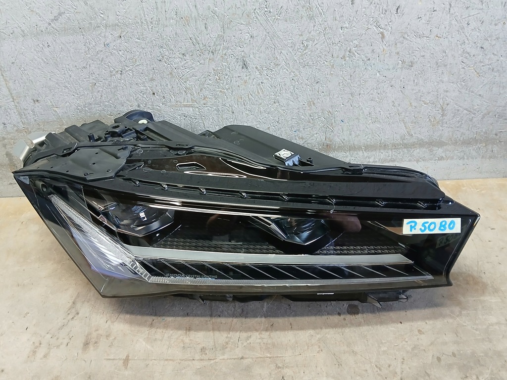фото №1, Лампа перед права skoda superb iv 4 3p1 full led 3p1941016b