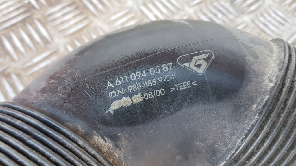 фото №3, Mercedes w203 2.2 cdi труба впускной