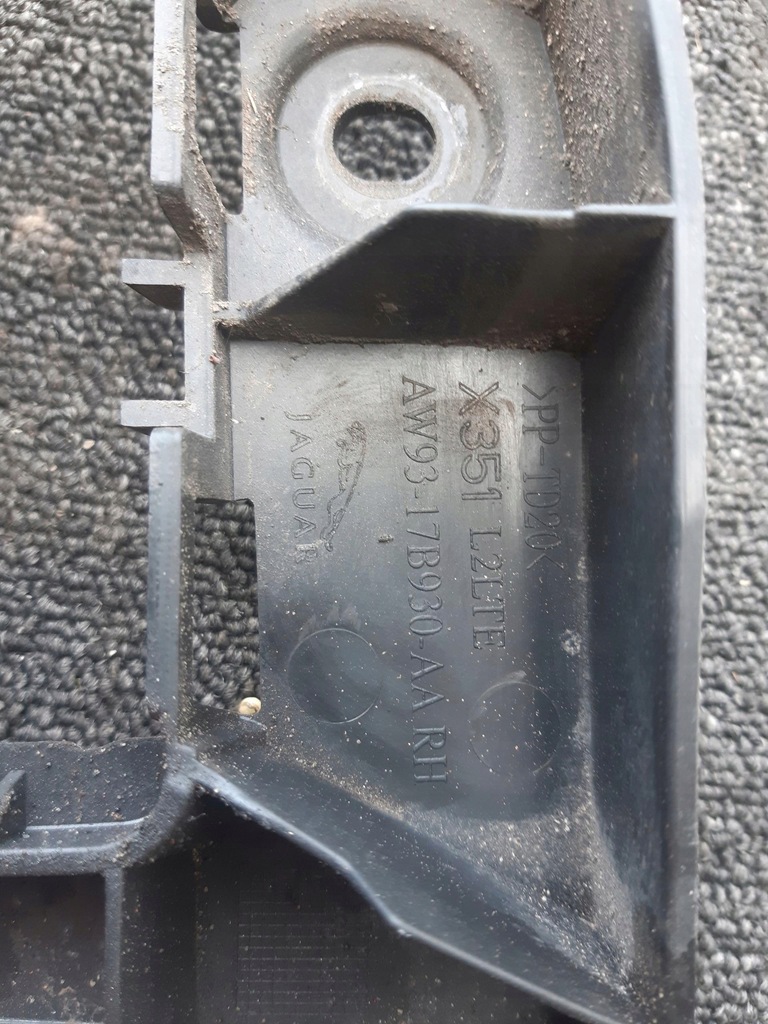 фото №8, Направляющая бампера правый задняя jaguar xj aw93-17b930-aa