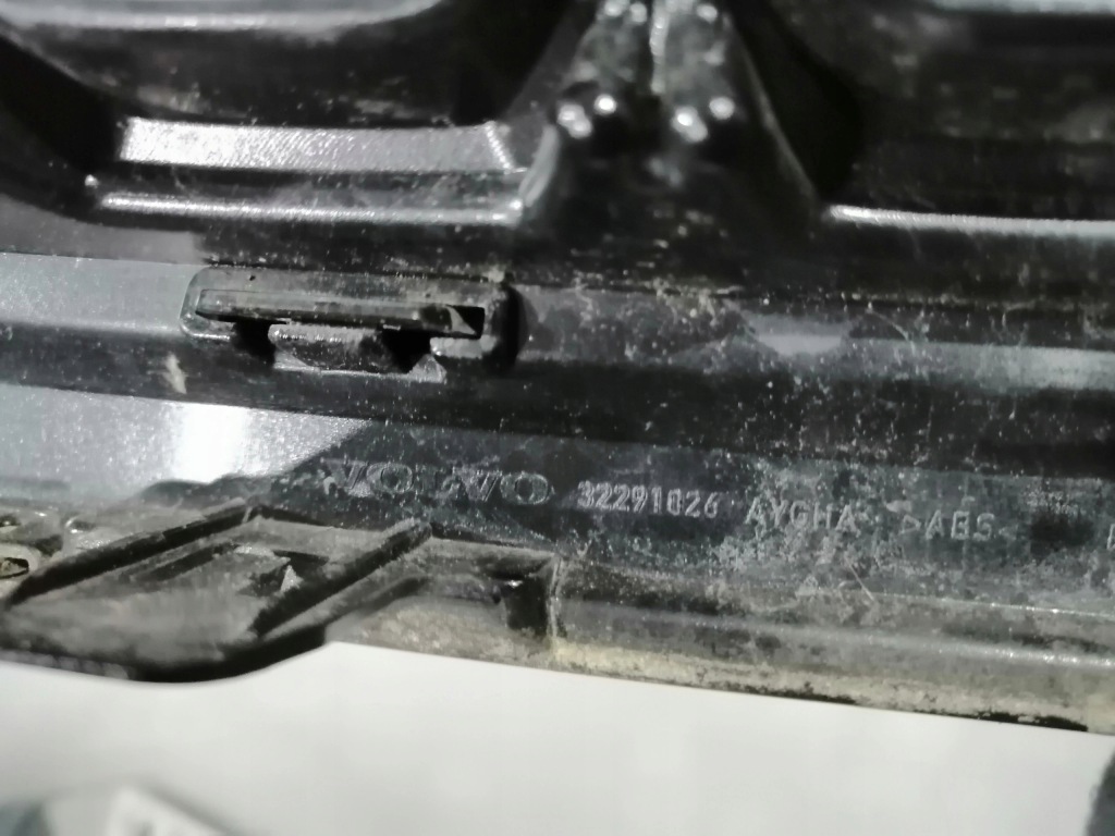 фото №10, Решётка радиатора решётка радиатора volvo xc60 ii r-desing hal 6869