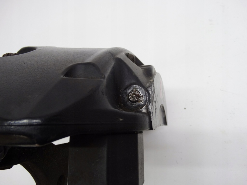 фото №9, Audi s6 c7 4g суппорт тормозной левый передний оригинальный 4g0615105as