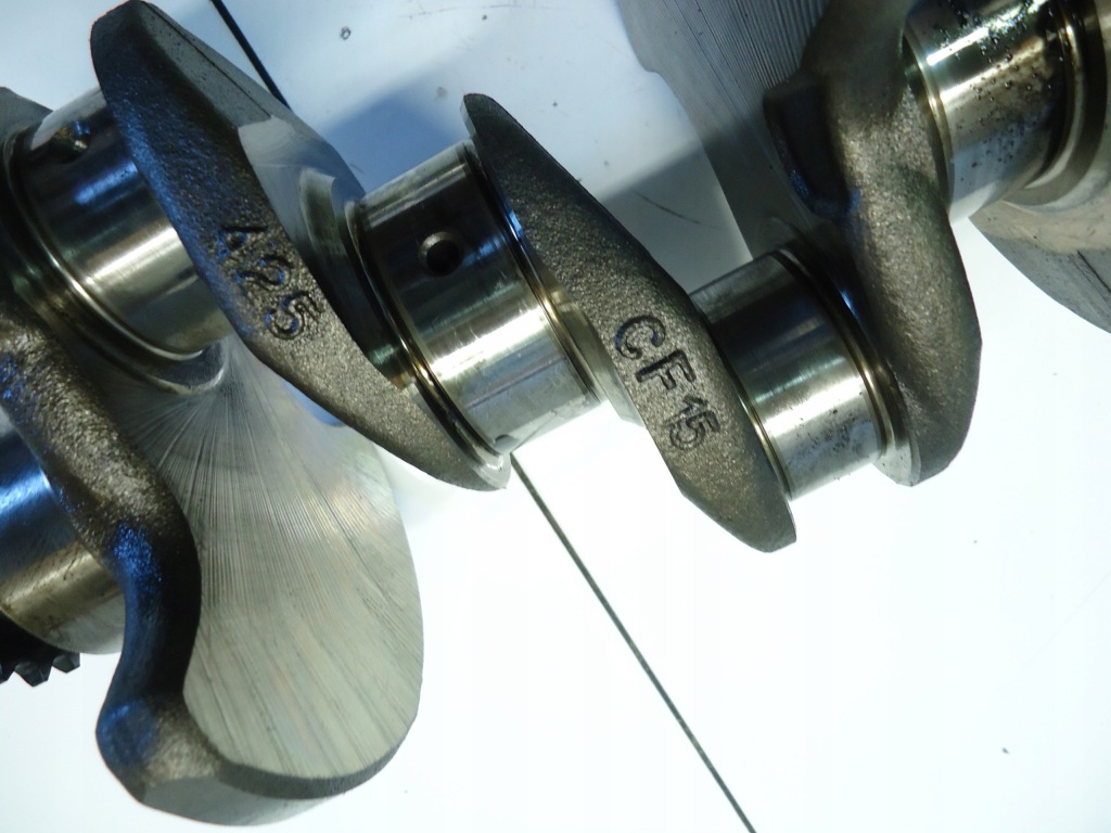 Peugeot citroen ford 2.0tdci d4204t wał колінчастий 30725011 425 Недорого