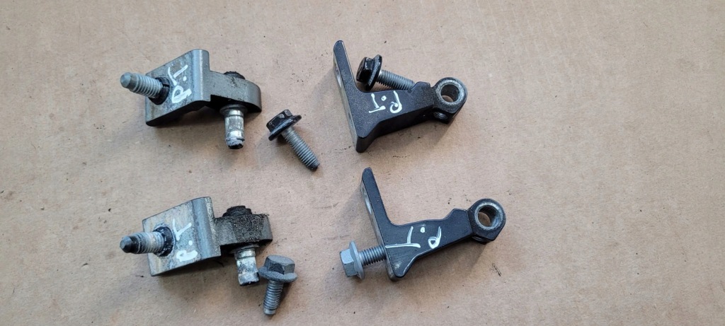 фото №1, S4 b8 lift a4 петля петлі двері праве правий задня lx5r